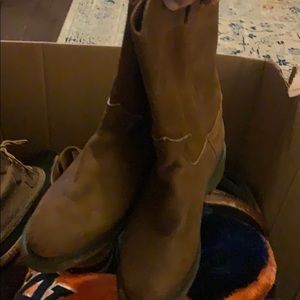 Women’s Justin boots size 6.5